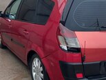 Renault Grand Scenic-6