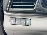 Hyundai Elantra-11