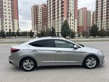Hyundai Elantra-7