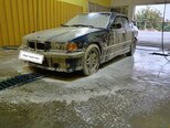 BMW 320-3