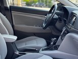 Hyundai Elantra-21