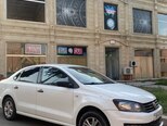 Volkswagen Polo-3