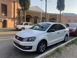 Volkswagen Polo-14