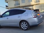 Toyota Prius-12