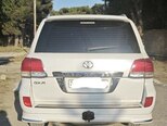 Toyota Land Cruiser-13