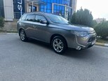Mitsubishi Outlander-4