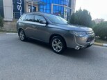 Mitsubishi Outlander-5