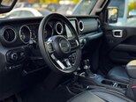 Jeep Wrangler-23
