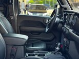 Jeep Wrangler-21