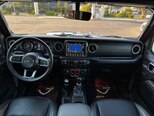 Jeep Wrangler-20