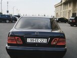Mercedes E 220-5