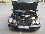 Mercedes E 220-13