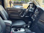Mitsubishi Pajero-20