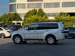 Mitsubishi Pajero-9