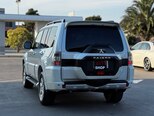 Mitsubishi Pajero-5