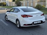 Hyundai Elantra-6