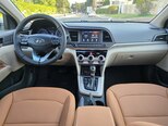 Hyundai Elantra-12