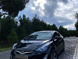 Hyundai Elantra-2