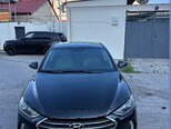 Hyundai Elantra-1