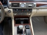 Lexus LS 460L-19