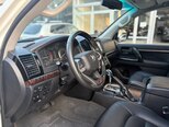 Toyota Land Cruiser-7