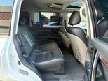 Toyota Land Cruiser-11