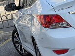 Hyundai Accent-13