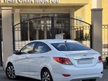 Hyundai Accent-7