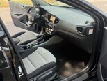 Hyundai IONIQ-16