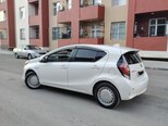 Toyota Aqua-5