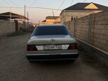 Mercedes 200 D-3