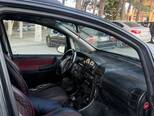 Opel Zafira-5