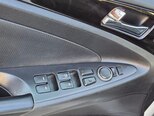 Hyundai Sonata-19