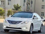 Hyundai Sonata-5