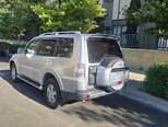 Mitsubishi Pajero-8