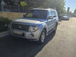 Mitsubishi Pajero-6