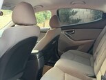 Hyundai Elantra-4