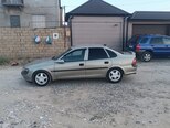 Opel Vectra-4