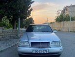 Mercedes C 200-1
