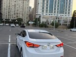 Hyundai Avante-3