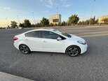 Kia Cerato-5