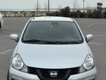 Nissan AD-1
