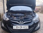 Hyundai Elantra-10
