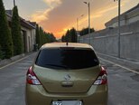 Nissan Tiida-4