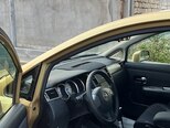 Nissan Tiida-7