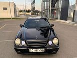 Mercedes E 240-1