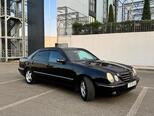 Mercedes E 240-2