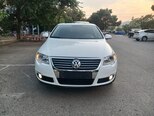 Volkswagen Passat-1