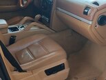 Porsche Cayenne-4