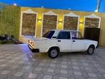 LADA (VAZ) 2107-2